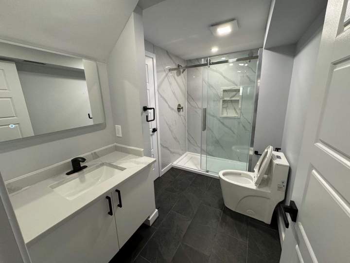 Bathroom remodeling services in Ottawa